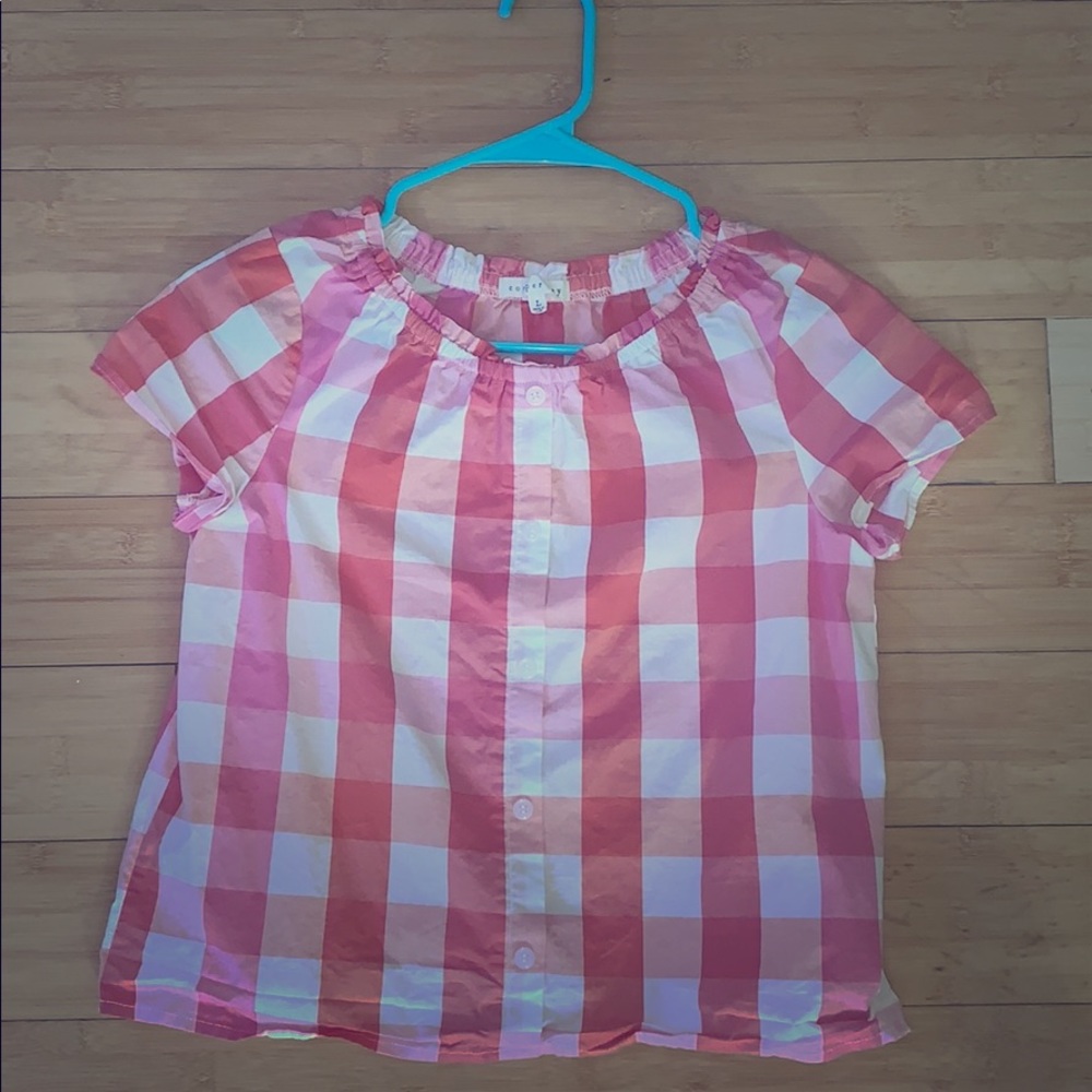 This is a cute shirt for nice events